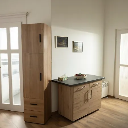 Apartament Elek Garden