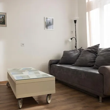 Elek Garden Апартаменты